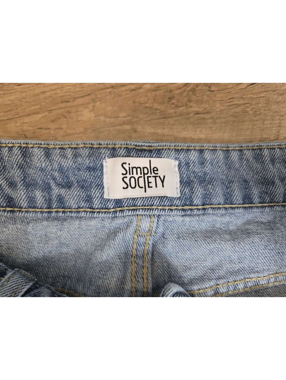 Simple Society Distressed High-Waisted Denim Jean Shorts - Size 9/29 - Picture 5 of 15